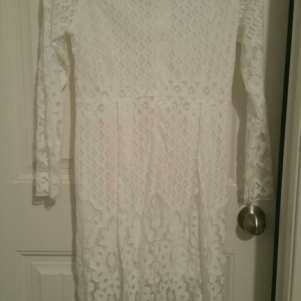 White lace dress